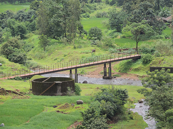 Manoli Dam,Amba