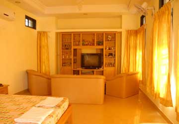 Deluxe Suit Room - Vanashree Resort, Amba